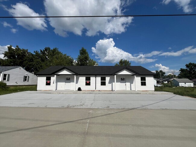 Building Photo - 330-330 Sappington Bridge Rd