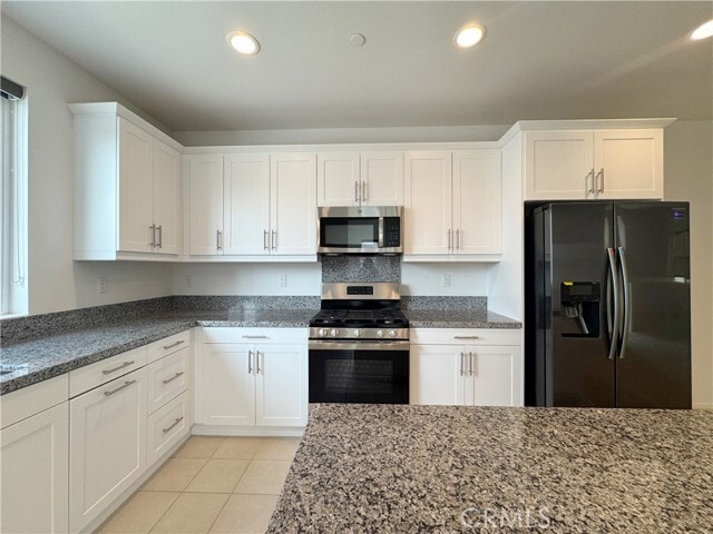 Building Photo - 11016 Summertree Dr