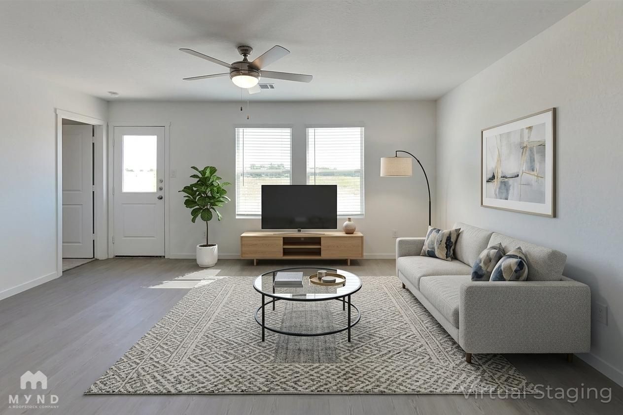 Building Photo - 328 Pacific Waters