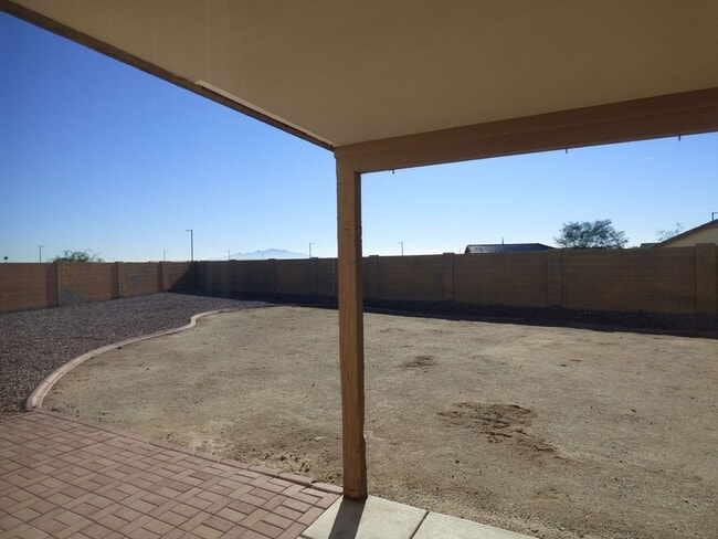 Building Photo - Newly remodeled interior! Excellent price!