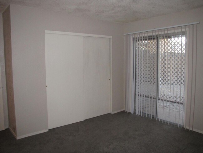 Building Photo - 3320 S Placita Saltillo