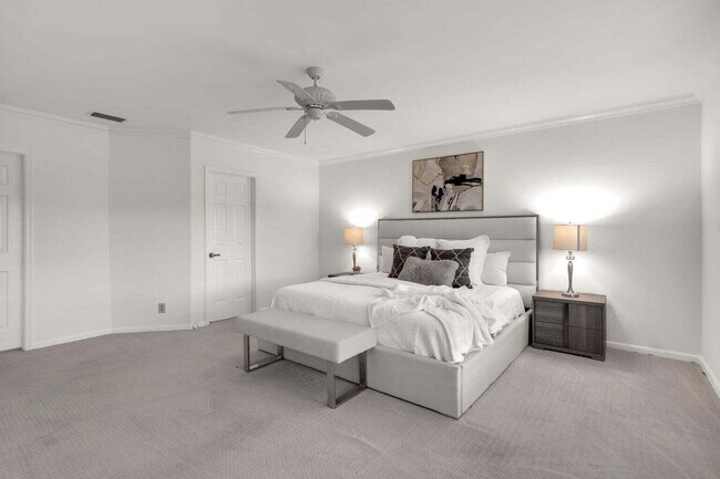 Building Photo - 7894 Granada Pl