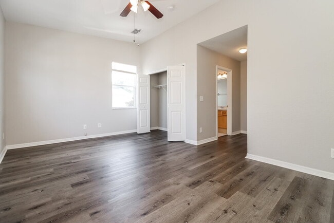 Building Photo - 7041 Opal Dr