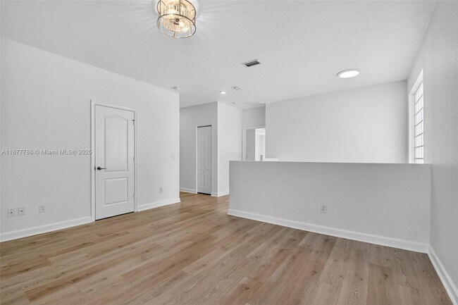 Building Photo - 7176 Sandgrace Ln