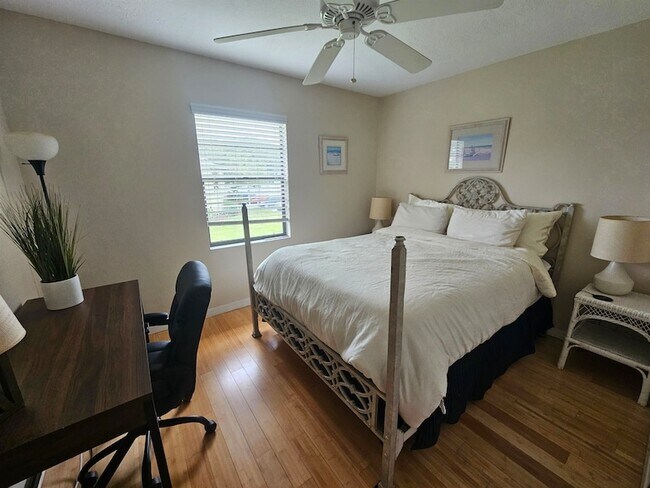 Building Photo - 47 Brigantine Ct