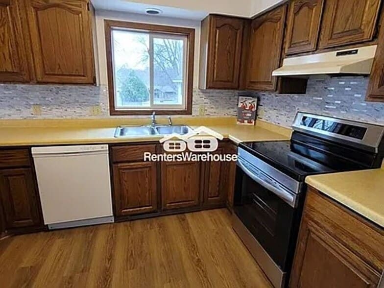 Building Photo - 18705 Partridge Cir