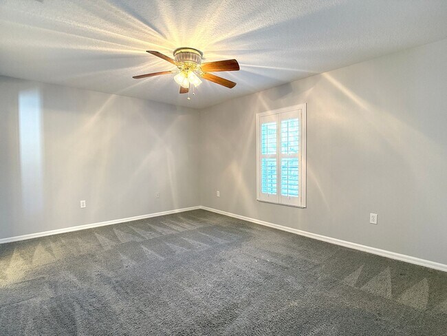 Building Photo - 310 White Ibis Ln
