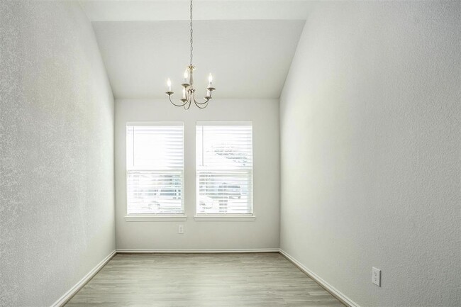 Building Photo - 3107 Andlor Hills Dr