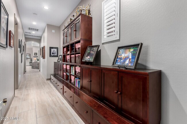 Building Photo - 20176 E Nighthawk Way