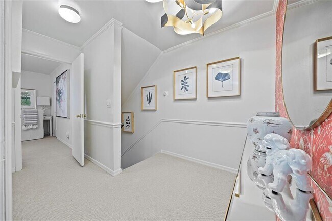 Building Photo - 3301 W Morrison Ave