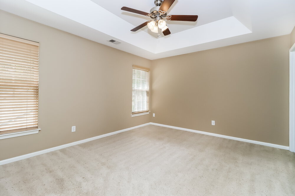 Building Photo - 10217 Meadow Crossing Ln