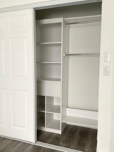 Building Photo - 621 Lakeshore Terrace