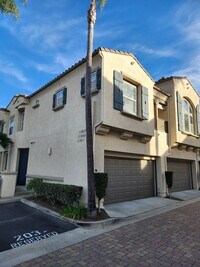 Building Photo - Scripps Ranch - Miro/Ravel Community - End...