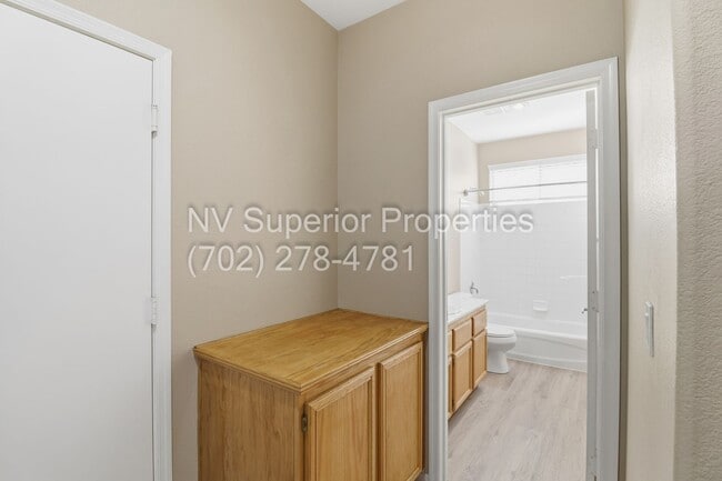 Building Photo - NW!! Single Story!! New Luxury Vinal Plank flooring!! New Carpet Bedrooms 2 & 3!!! New Interter P...