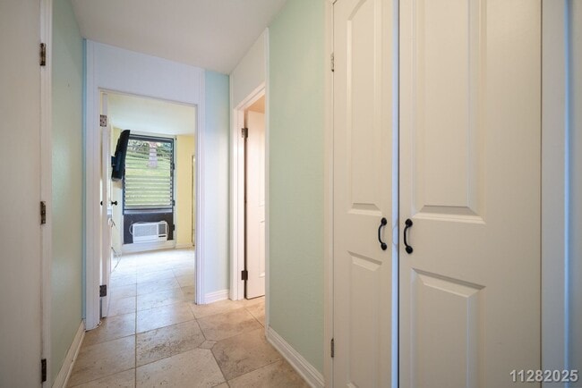 Building Photo - 1 Bd,1Ba,2Pkg! 51-636 Kamehameha Hwy #511 at $2,300/month