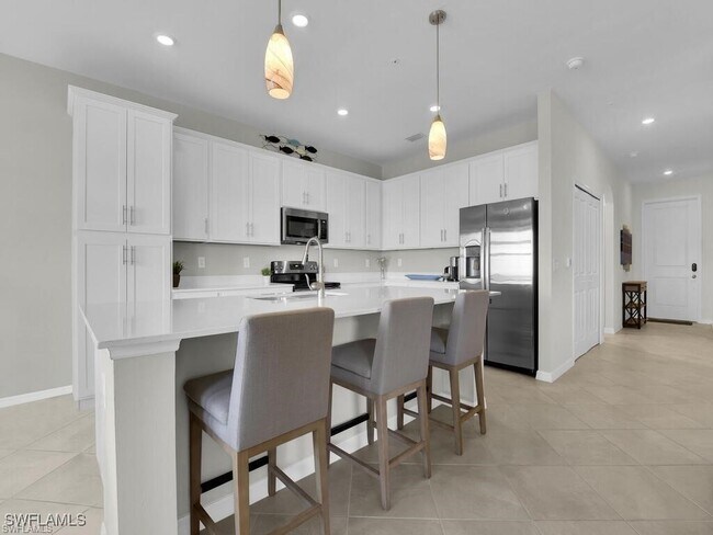 Building Photo - 5651 Double Eagle Cir