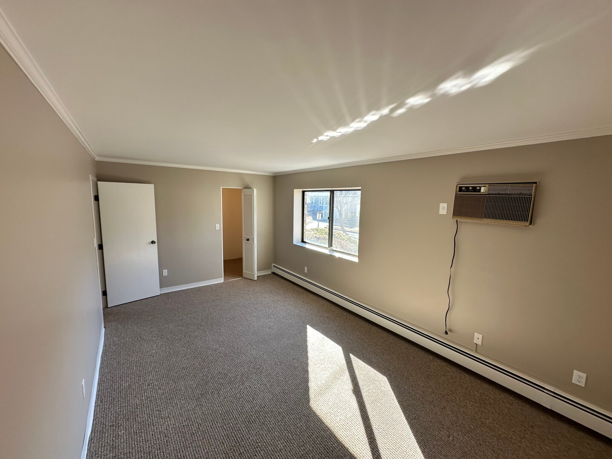 Building Photo - 43-51-51 Albion St