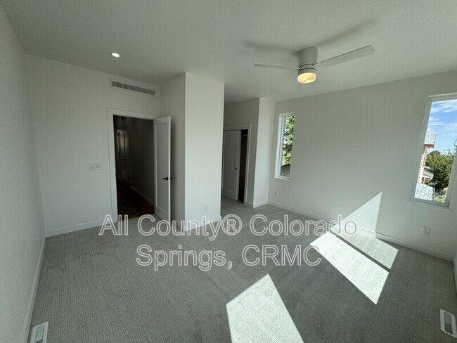 Building Photo - 2512 W Bijou St