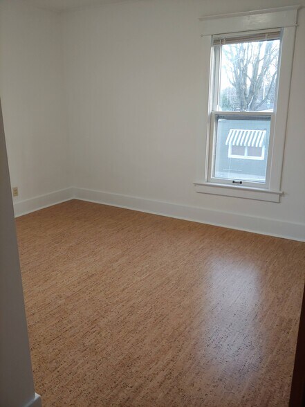 Bedroom 1 - 704 S Broadway Ave