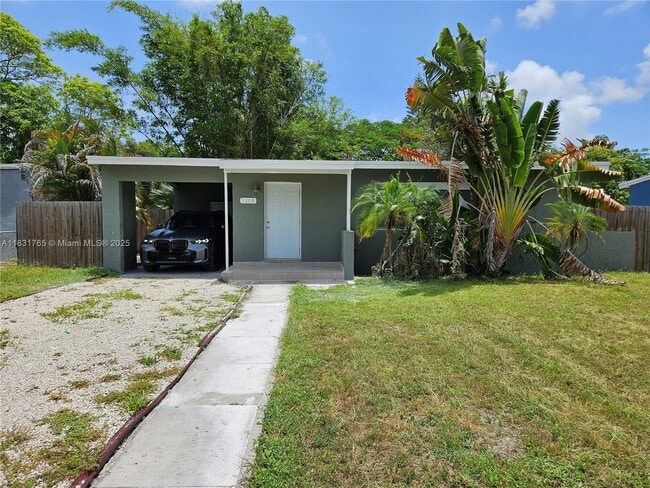 Building Photo - 1112 NW 15th Ave
