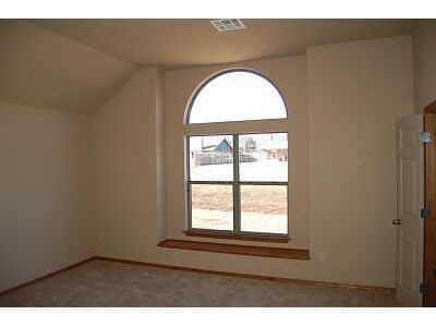 Building Photo - 721 Oak Creek Dr