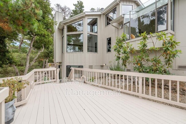 Building Photo - 18 Deer Stalker Path