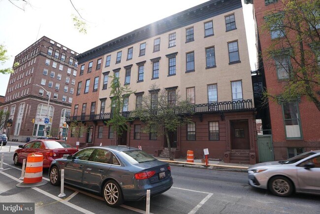 Building Photo - 804 Cathedral St