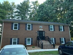 Building Photo - 5290 Waterlick Rd