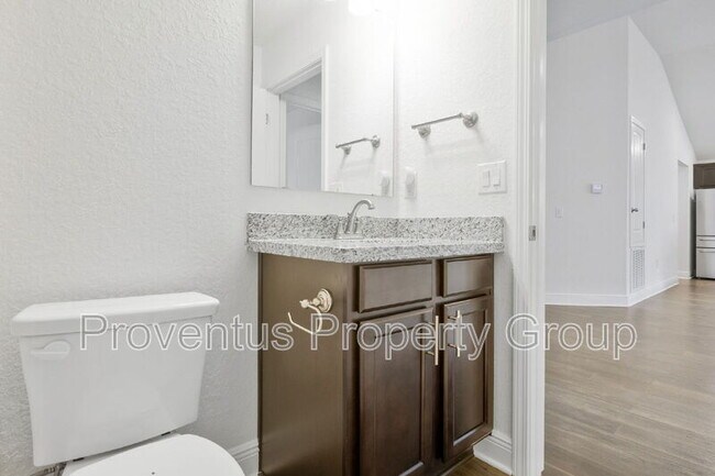 Building Photo - 2419 Privet Berry Dr