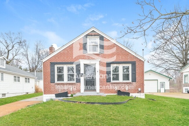 Building Photo - 113 Powell Ave