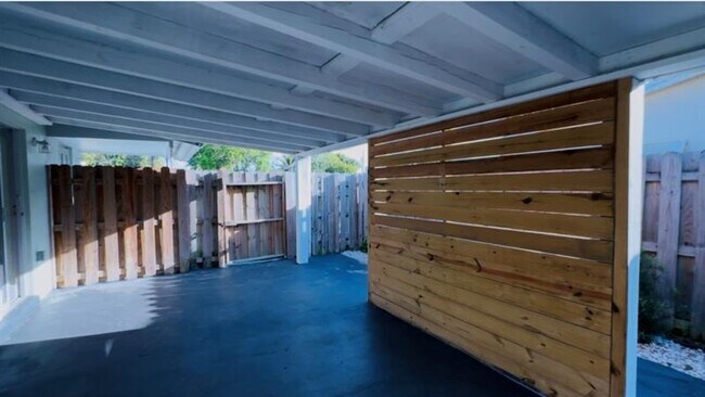 Building Photo - 5940 NW 13th St