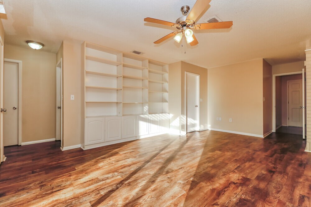 Building Photo - 13021 Sirius Ln