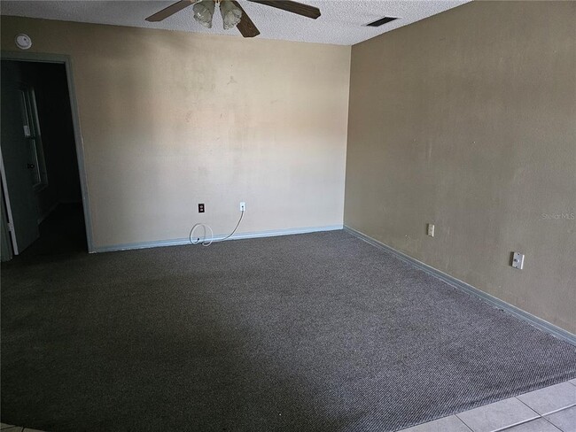 Building Photo - 569 Hunter Cir