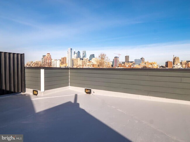 Building Photo - 769 S 10th St