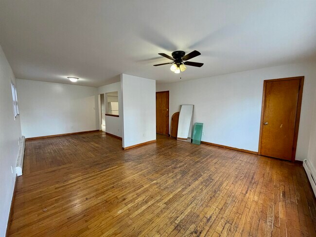 Building Photo - 57 Magnolia Ave