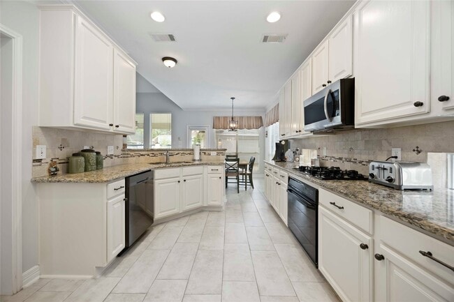 Primary Photo - 13611 Delacey Ln