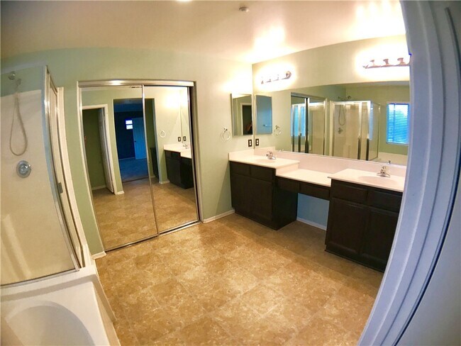 Building Photo - 1908 Taormina Ct