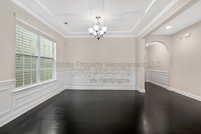 Building Photo - 127 Blossom Ridge Dr