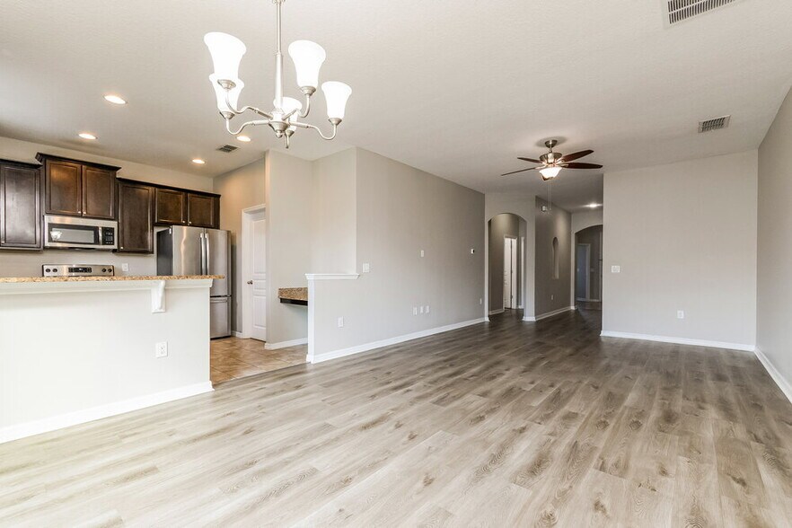 Building Photo - 1090 Hermosa Way