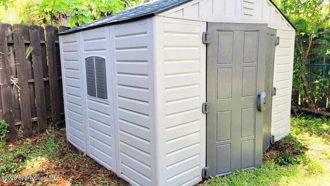 Building Photo - 2443 Kathi Kim St