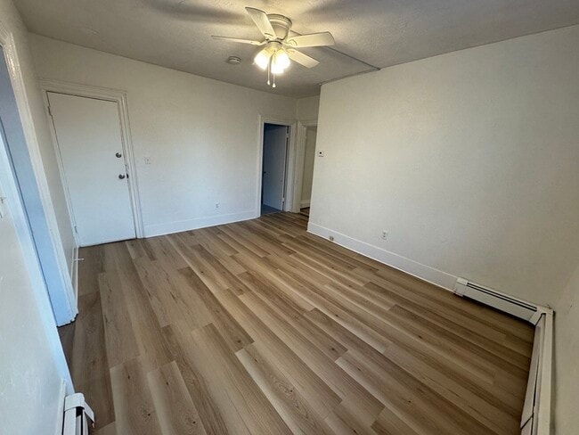 Building Photo - 22 Cottage St