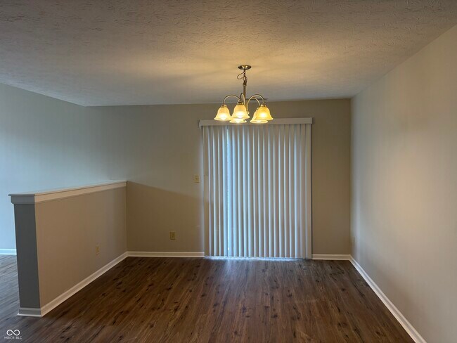 Building Photo - 6682 Dunsdin Dr