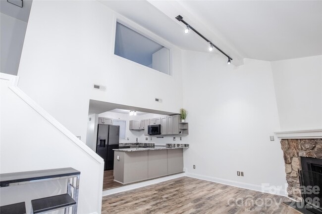 Building Photo - 100 Willow Run Dr