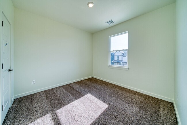 Building Photo - Beautiful New Construction Home in Edmond/Oklahoma City