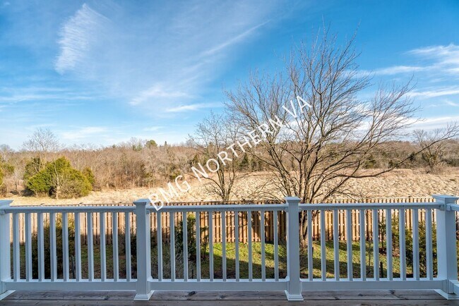 Building Photo - 8435 Girvan Ct