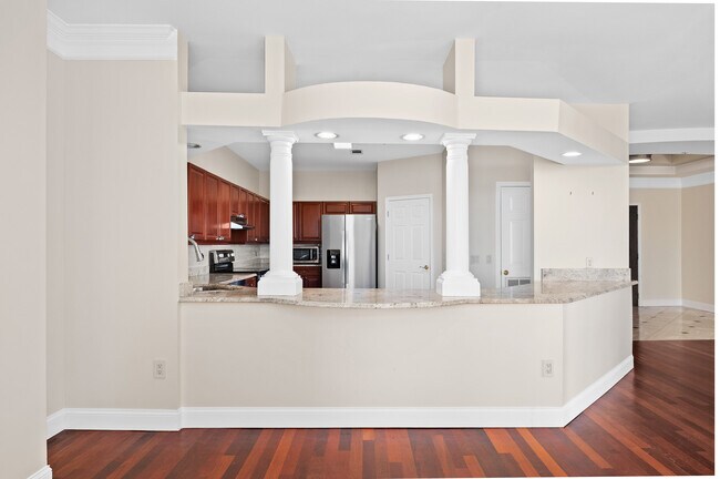 Building Photo - 3334 Peachtree Rd NE