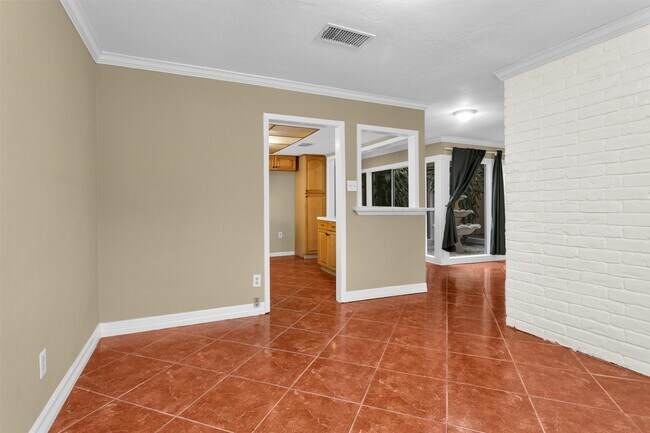 Building Photo - 13818 Clark Towne Ln