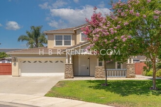 Building Photo - 4-Bedroom, 3-Bath Home in Desirable Manteca – Spacious Living