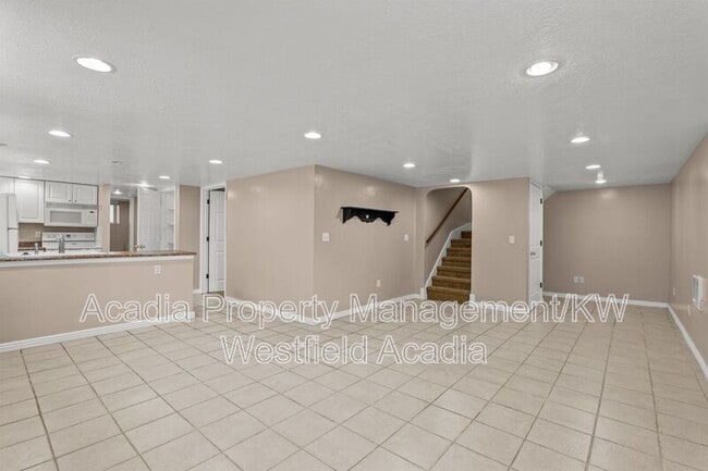 Building Photo - 137 E 600 N