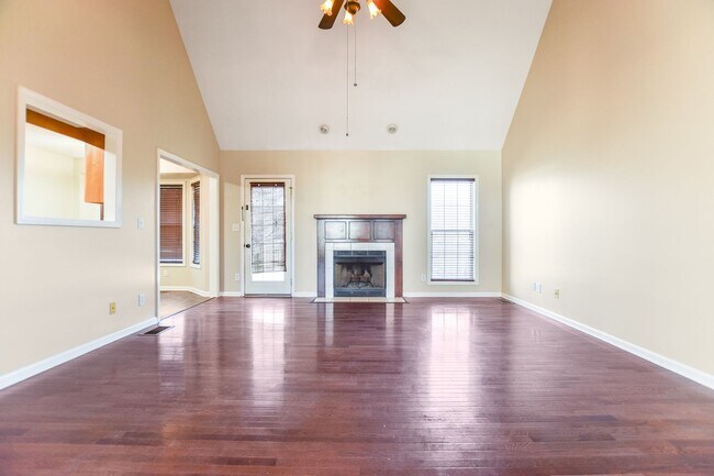 Building Photo - 3886 Stella Dr